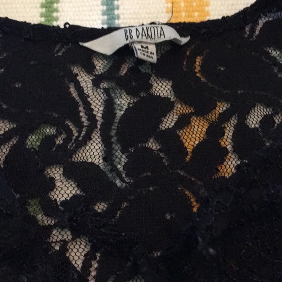 Lace long sleeve top - Picture 5 of 8